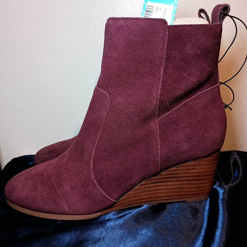 Violet & Red Jay Jay Burgundy Suede Wedge Booties Size 8 Leather Upper NWT - Picture 5 of 12
